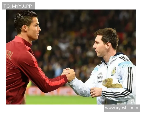 十四位足球传奇人物的巅峰之战：从梅西到C罗，谁主沉浮